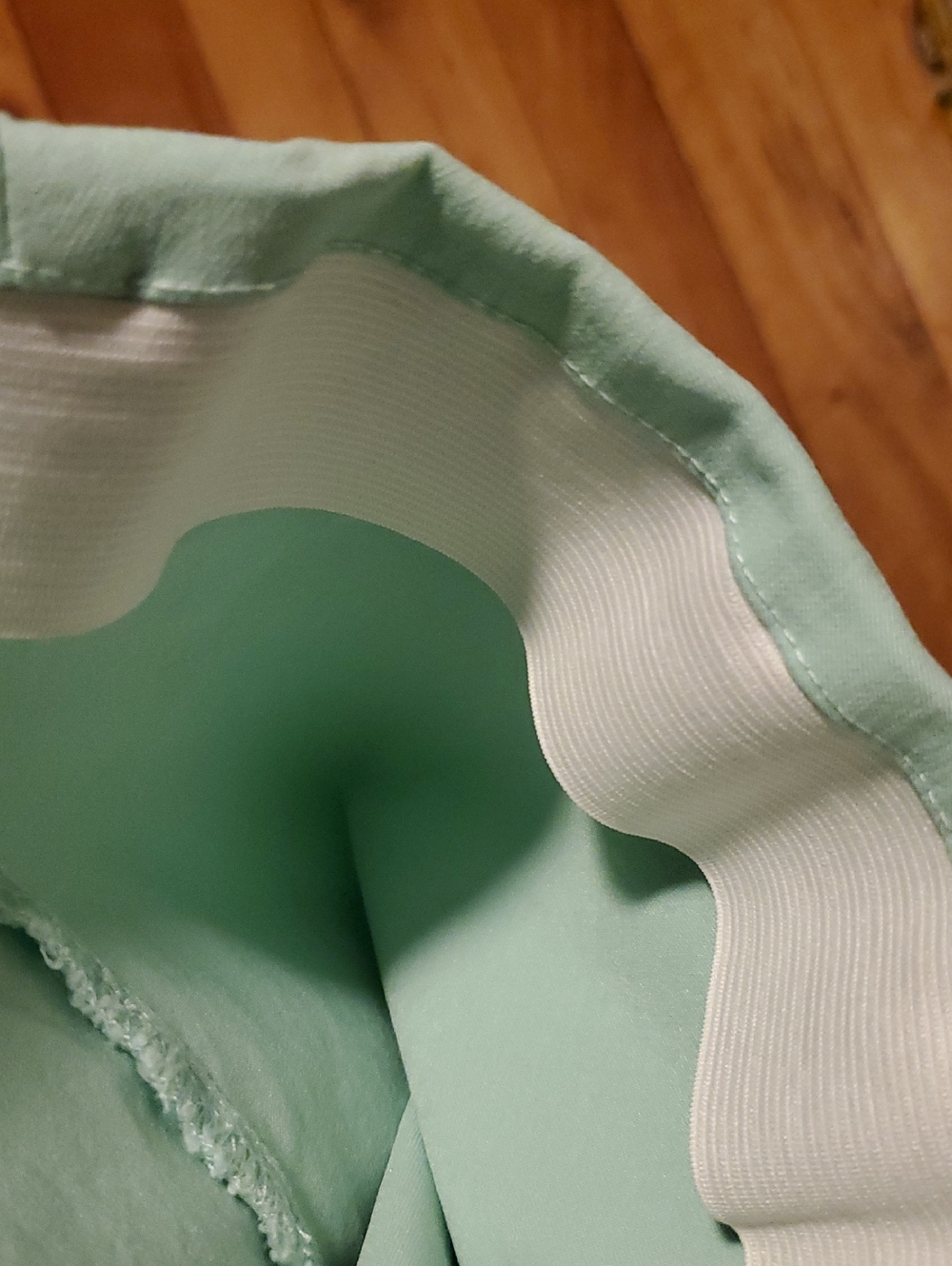 White House Black Market Mint Capri Size 8 - Picture 9 of 9